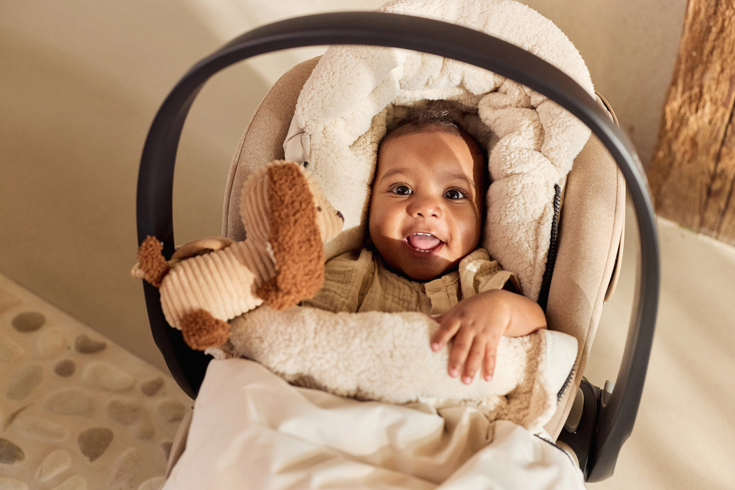 Fusak do autosedačky Embossed Sand