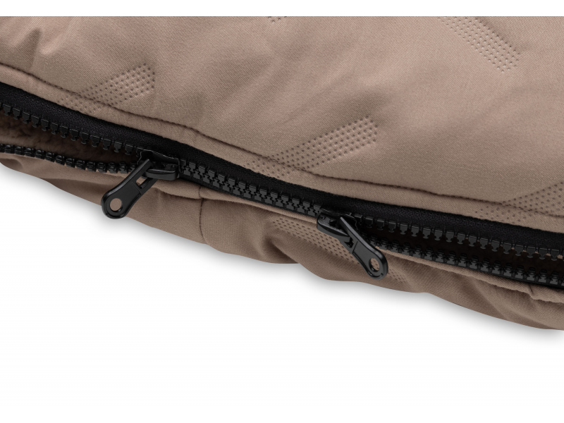 Fusak do autosedačky Embossed Milky Coffee