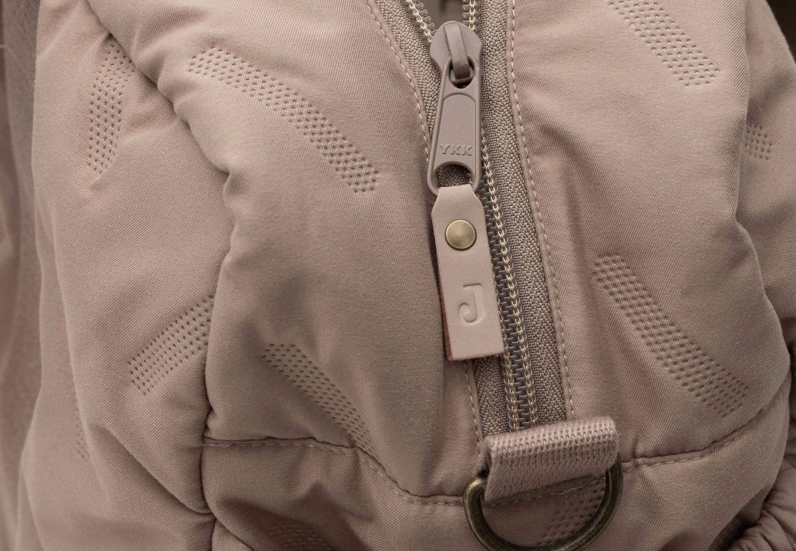 JOLLEIN Přebalovací taška Embossed Lily Milky Coffee