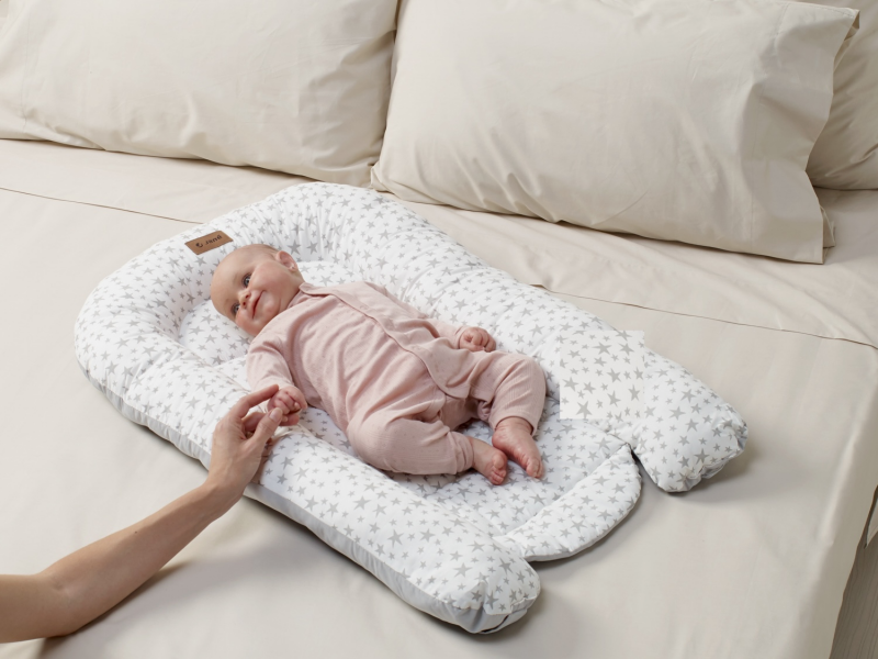 Hnízdo pro miminko Growing Cute Star