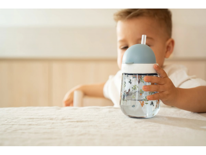 Hrnek s brčkem 300 ml 9m+ Forest Friends