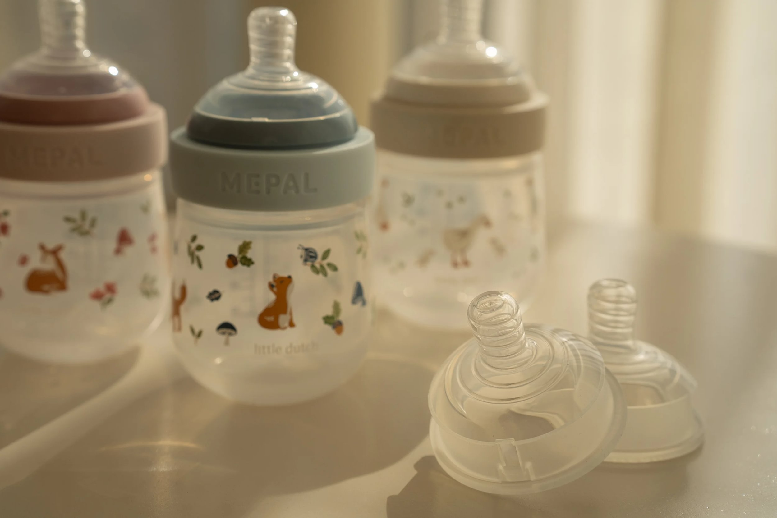 LITTLE DUTCH Kojenecké láhve 165 ml + 240 ml + 2 savičky Forest Friends