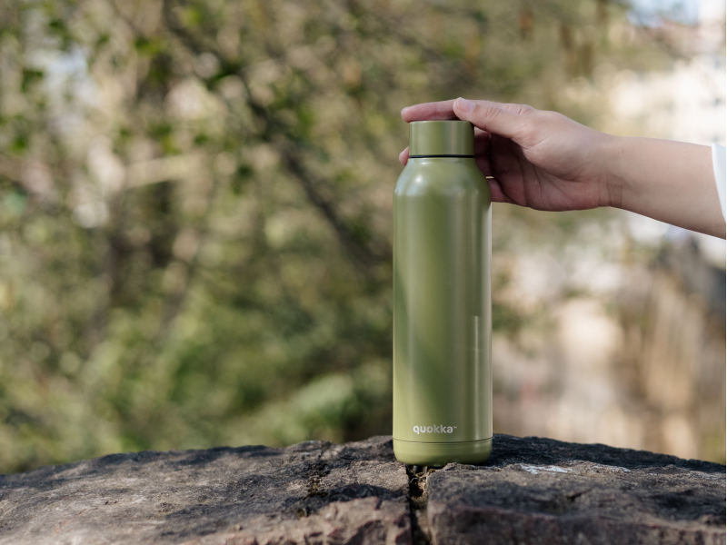 Nerezová termoláhev Solid Olive Green 630 ml