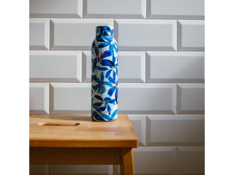 Nerezová termoláhev Solid Blue Hibiscus 630 ml
