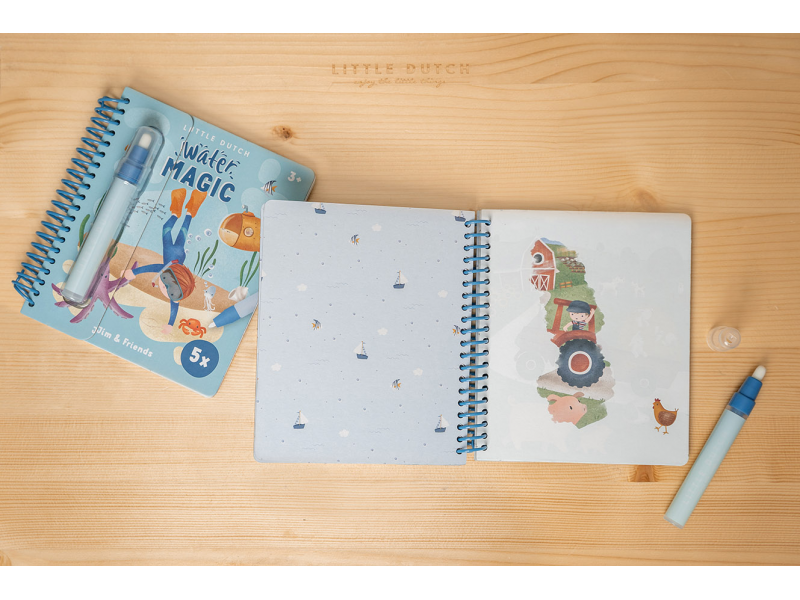 Kniha kouzlení s vodou Jim & Friends