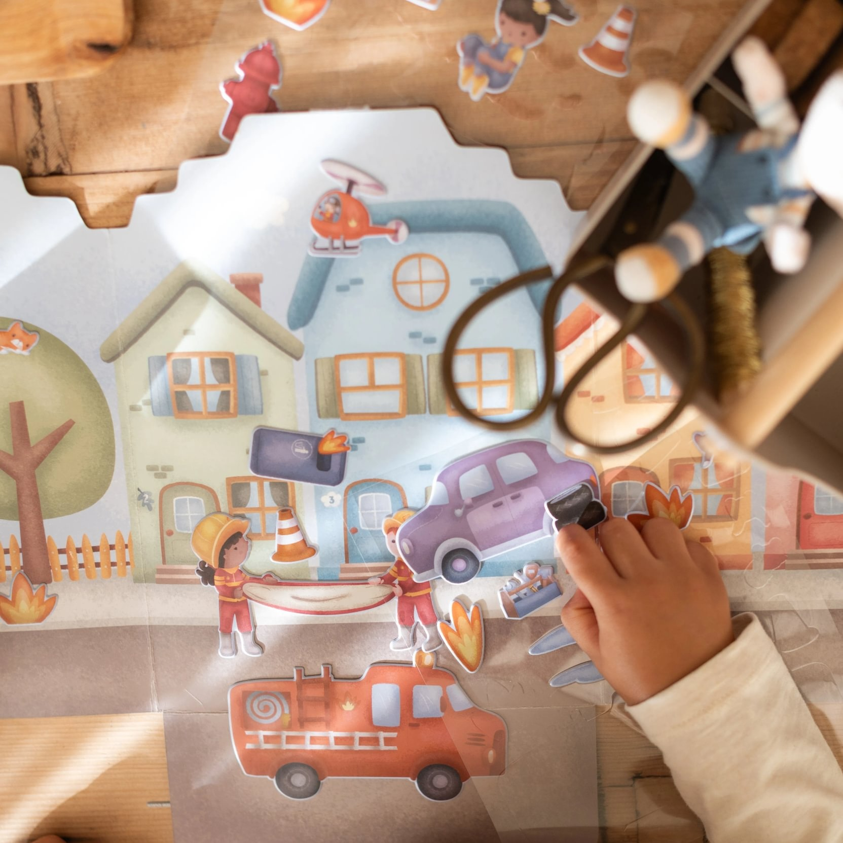 Knížka se samolepkami Hasičská stanice Jim