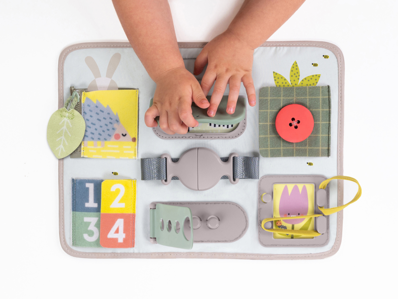 Hrací pult s aktivitami Zahrada