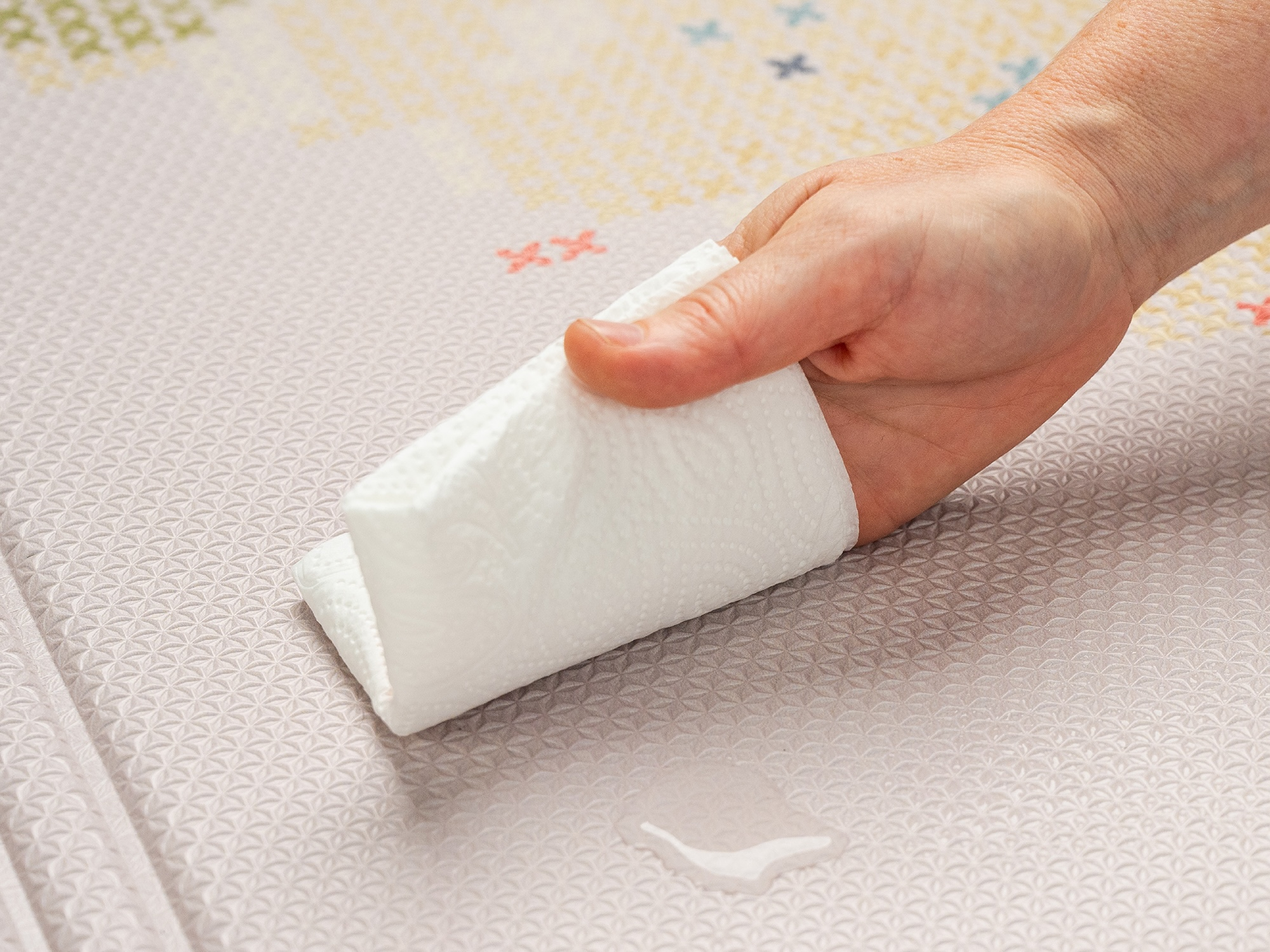 TAF TOYS Hrací deka pěnová Bloom