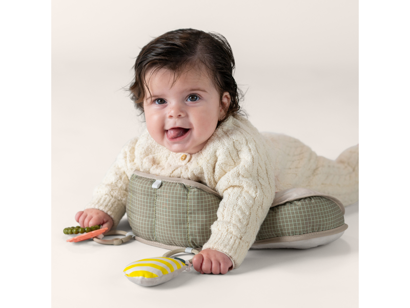 Polštářek pro hru na bříšku Panda