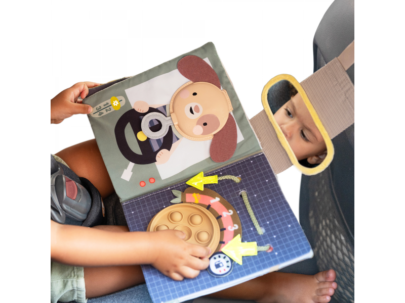 Knížka s aktivitami do auta Busy Book