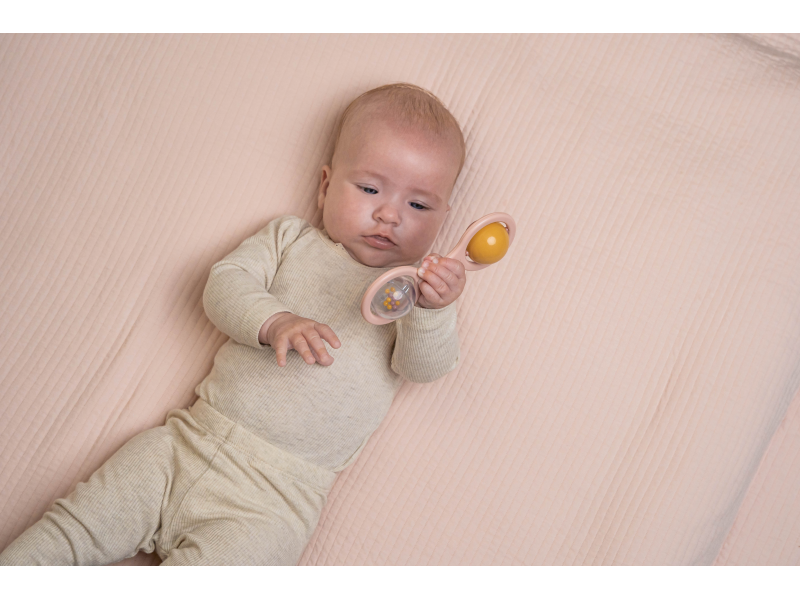 Chrastítko s kuličkami Pink