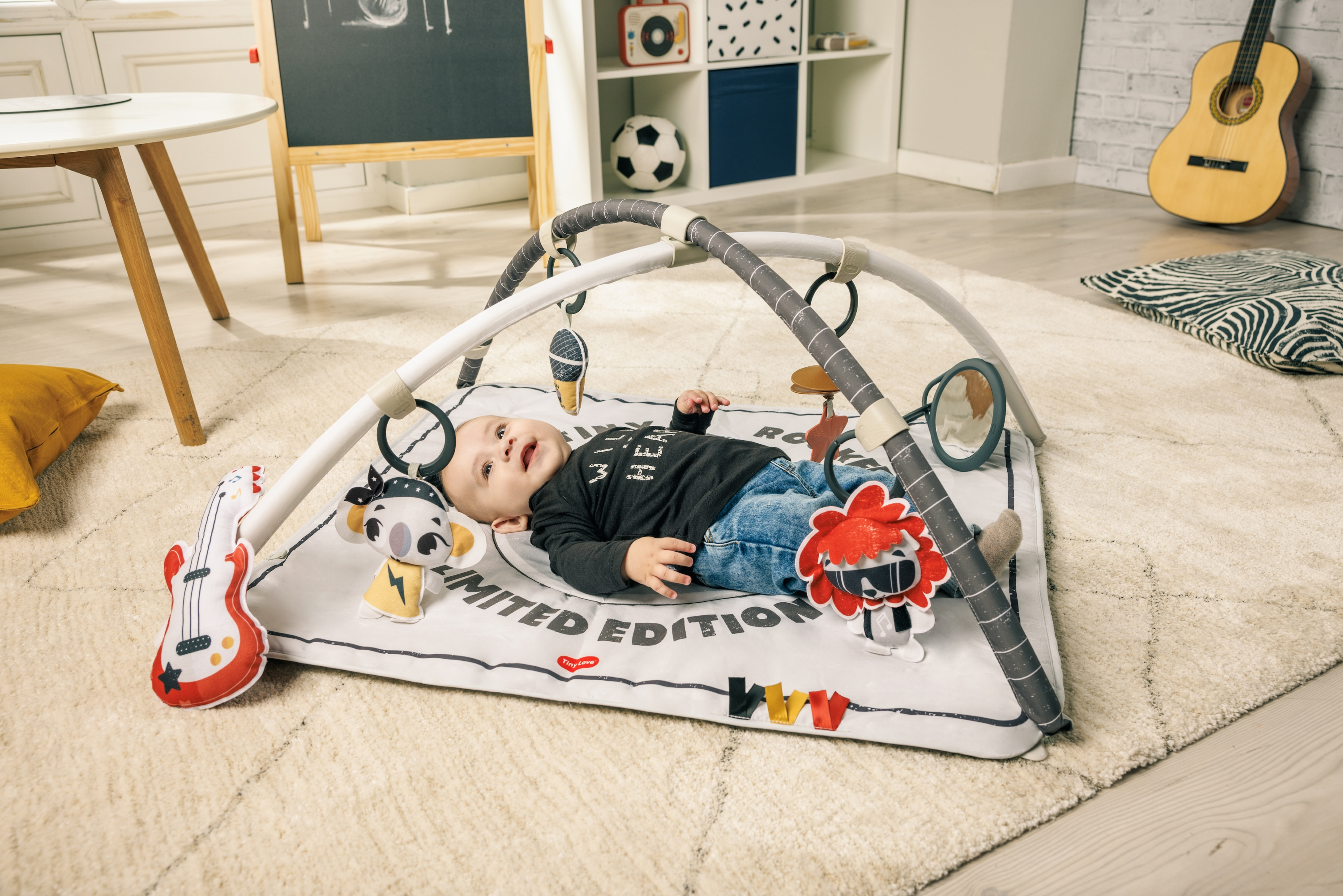 Hrací deka s hrazdou čtvercová Gymini Tiny Rockers
