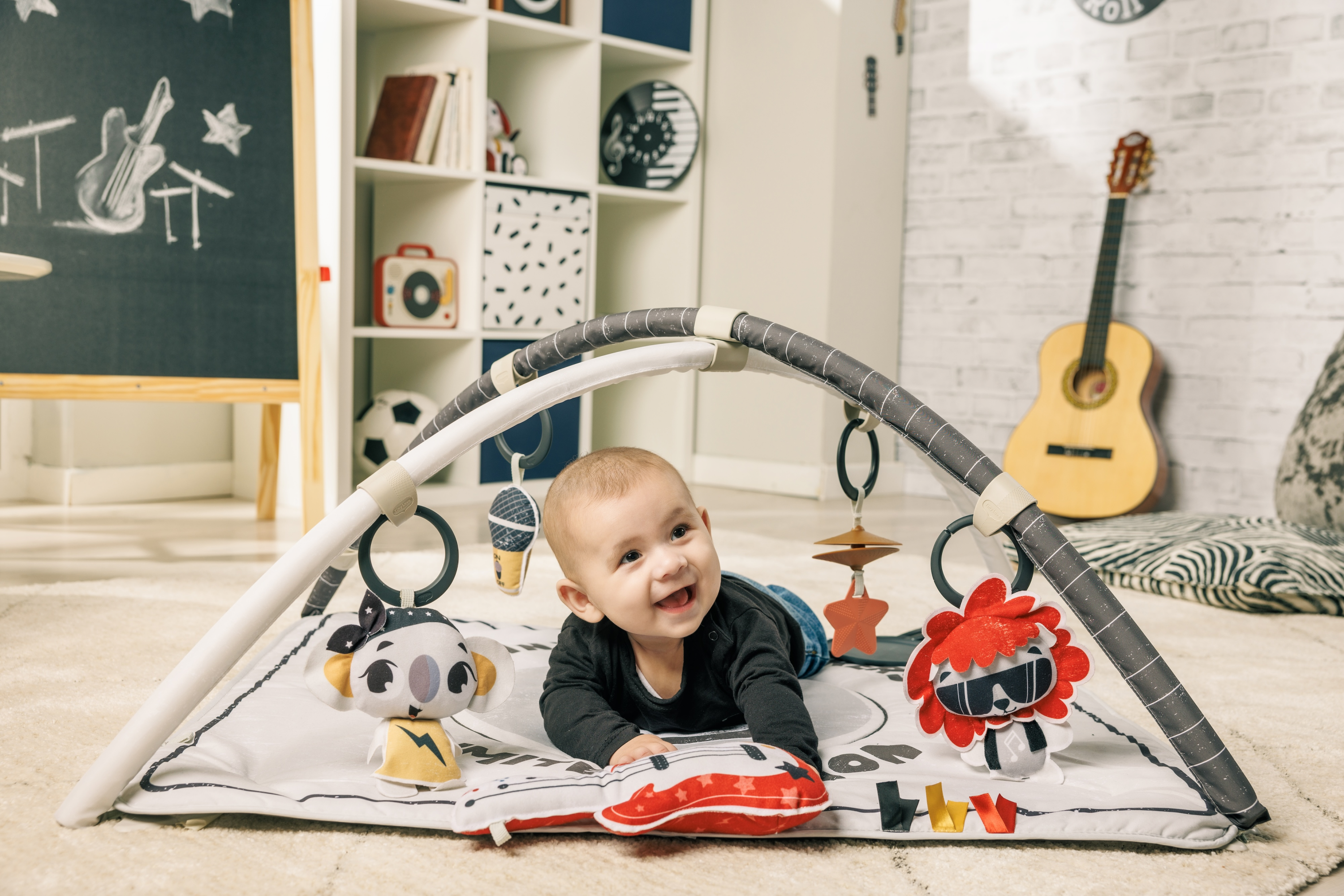 Hrací deka s hrazdou čtvercová Gymini Tiny Rockers