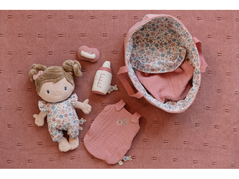 Panenka v košíku Rosa