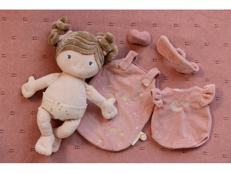 Panenka ve spacím pytli Rosa