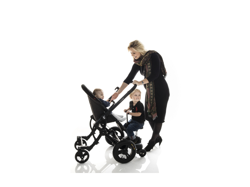 Stupátko ke kočárku se sedátkem Ride-on Board Sit