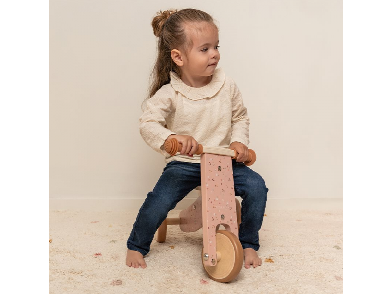 Odrážedlo tříkolka dřevěná Pink
