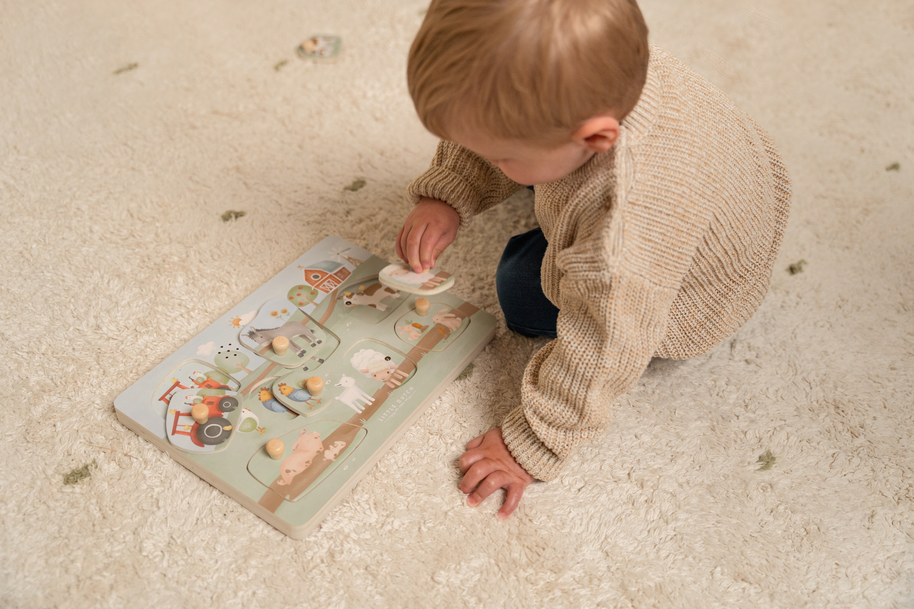 LITTLE DUTCH Vkládací puzzle se zvukem Farma
