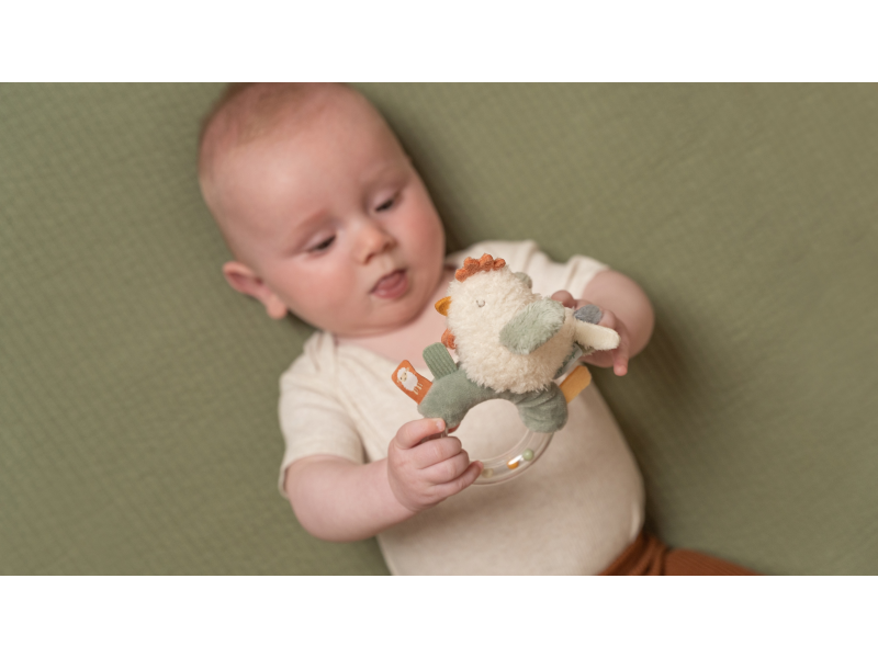 Chrastítko se slepičkou Farma