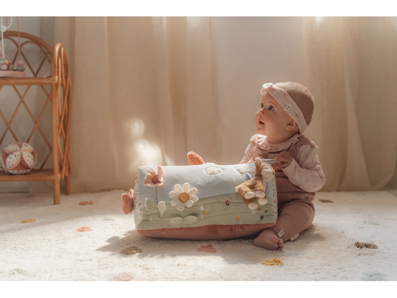 Polštářek pro hru na bříšku Fairy Garden