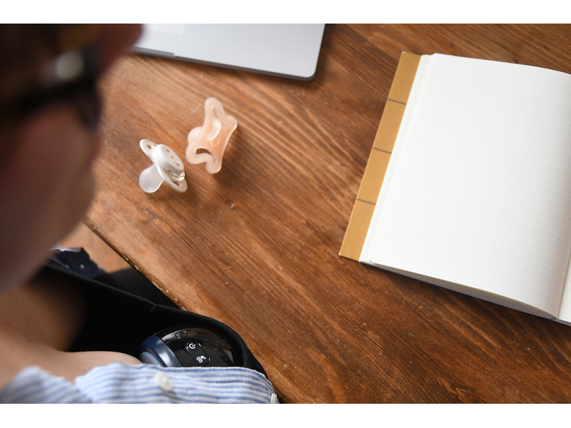 Odsávačka elektrická Hands-Free Night Blue