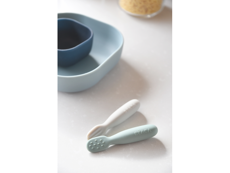 První trénovací lžičky silikonové 2 ks Sage Green / Velvet Grey