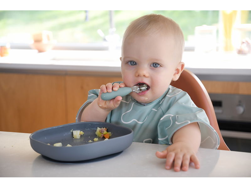 První trénovací příbor 2-dílný Sage Green