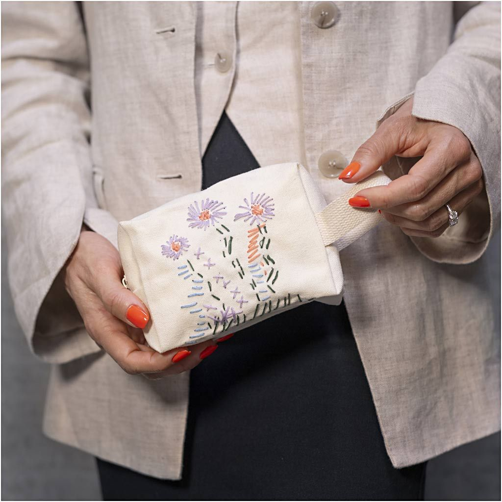 Kreativní sada Vyšívaná toaletní taška