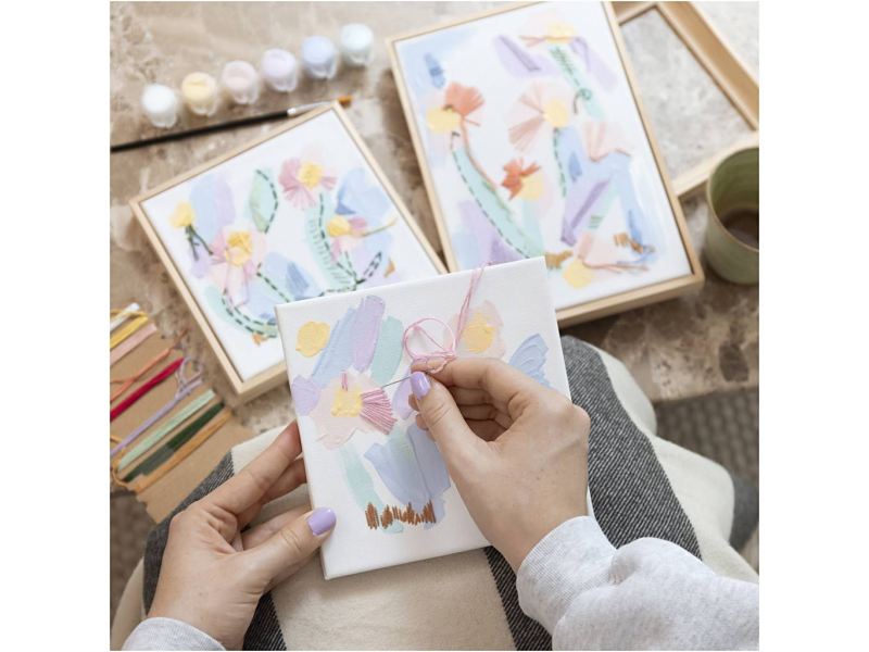 Kreativní sada Akrylové malování a vyšívání