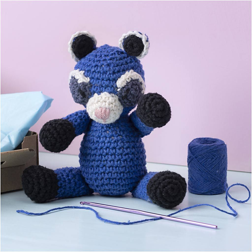 Sada na háčkování Amigurumi mýval