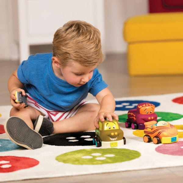 Autíčka na setrvačník Wheeee-ls!