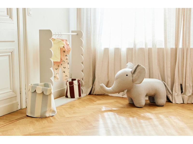 Slon textilní stojící Grey