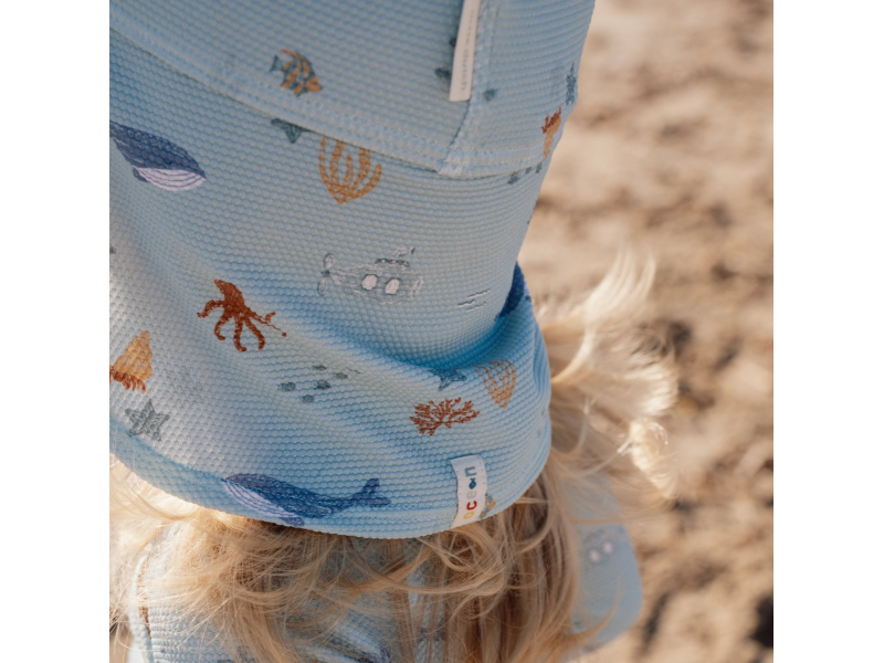 Plážová kšiltovka s ochranou krku Ocean Friends vel. 3