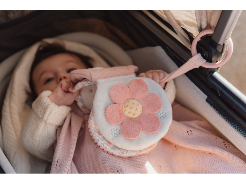 Závěsná textilní knížka králíček Miffy Lucky Blossom