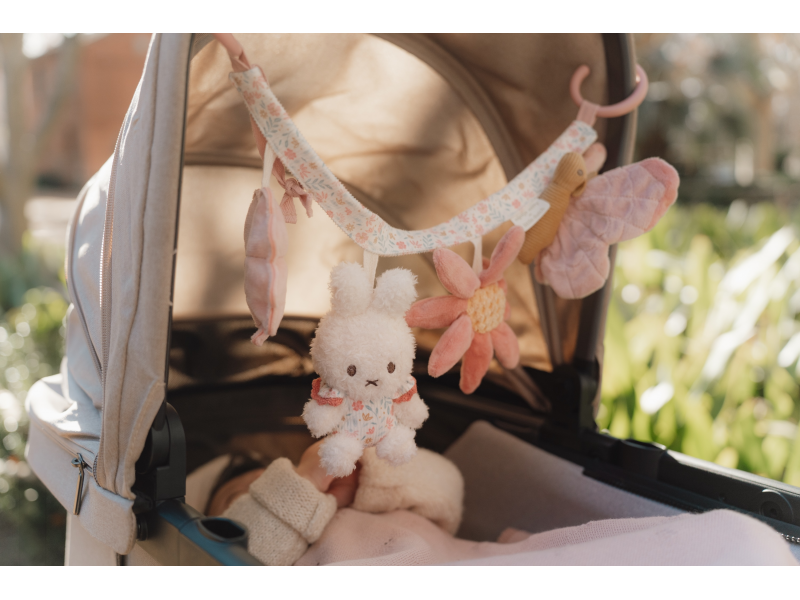 Řetěz na kočárek králíček Miffy Lucky Blossom