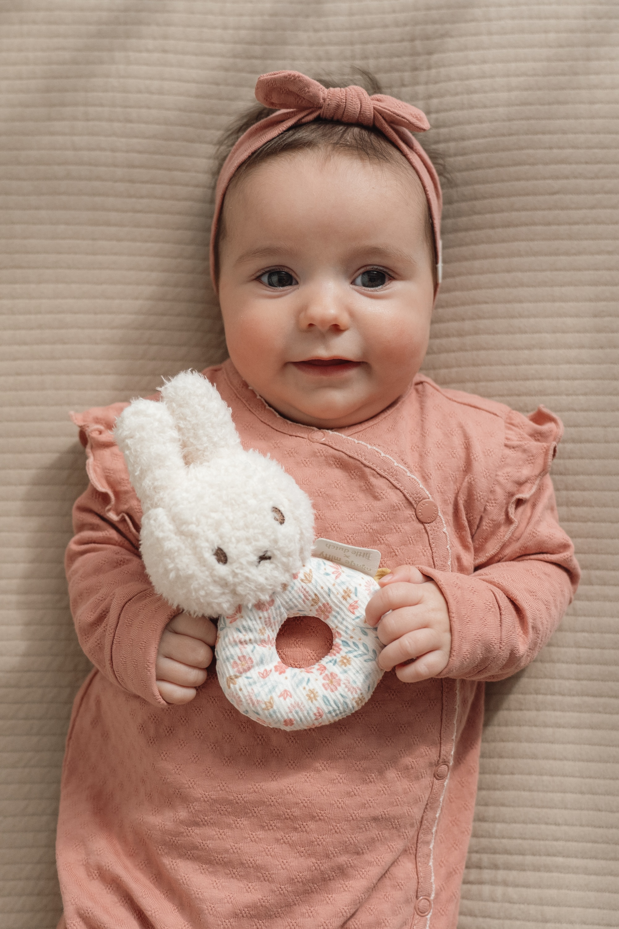 Chrastítko králíček Miffy Lucky Blossom