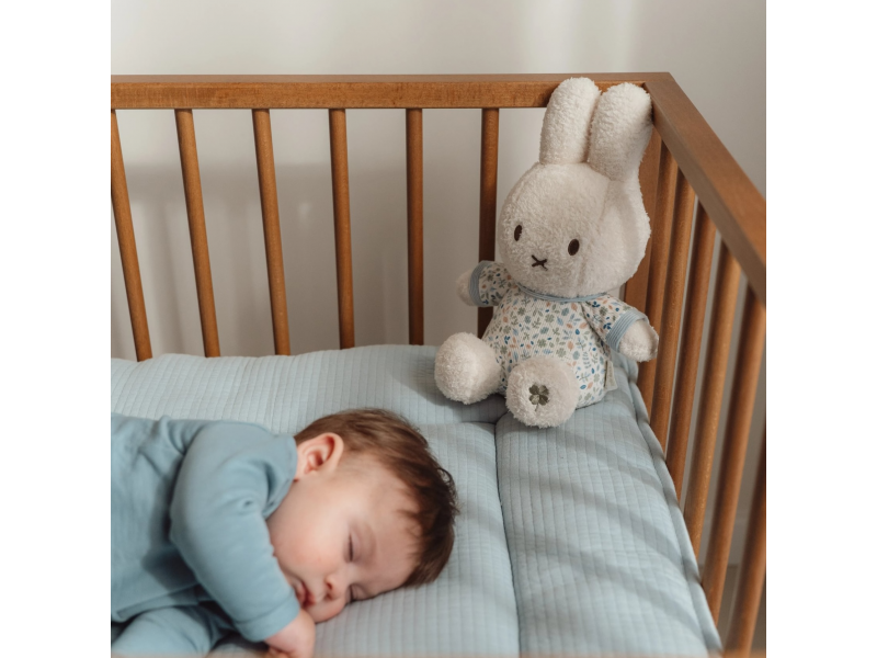 Králíček Miffy Lucky Leaves 30 cm