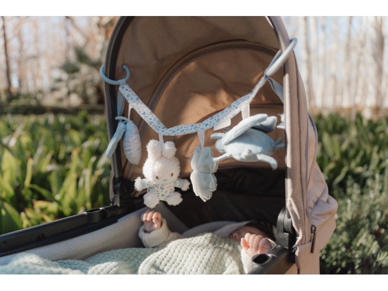 Řetěz na kočárek králíček Miffy Lucky Leaves