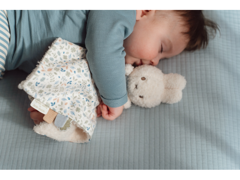 Muchláček králíček Miffy Lucky Leaves