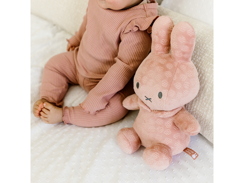 Králíček Miffy Pink Flower 20 cm