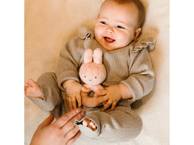 Chrastítko králíček Miffy Pink Flower