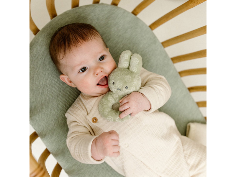 Chrastítko králíček Miffy Green Flower