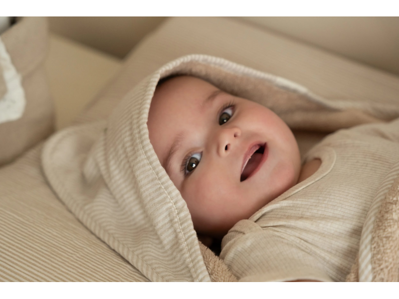 Osuška s kapucí 75x75 cm Baby Bunny