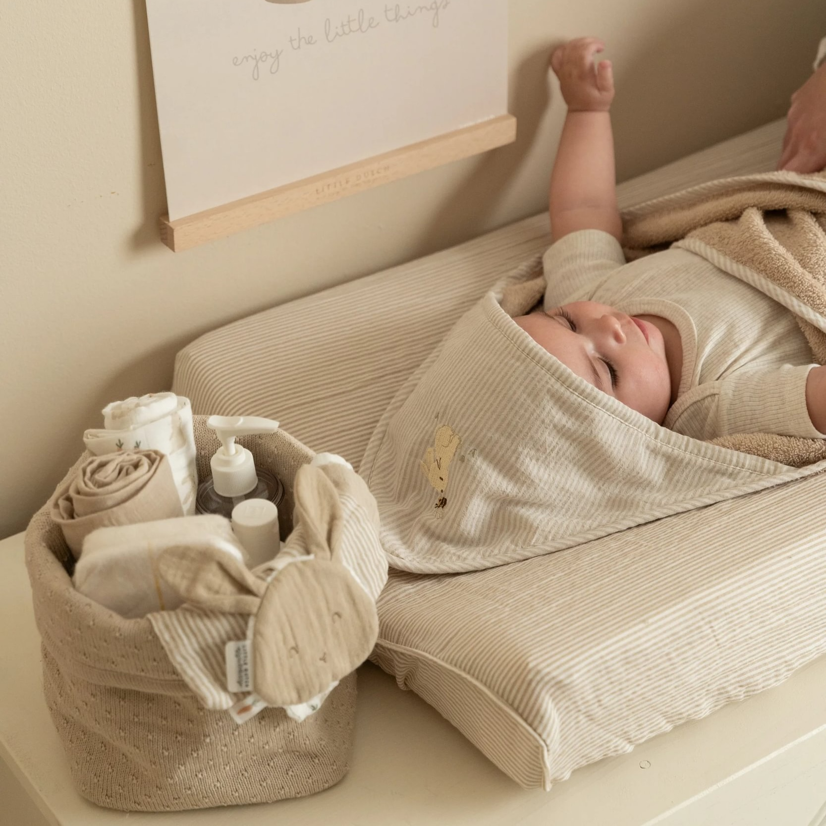 LITTLE DUTCH Osuška s kapucí 75x75 cm Baby Bunny