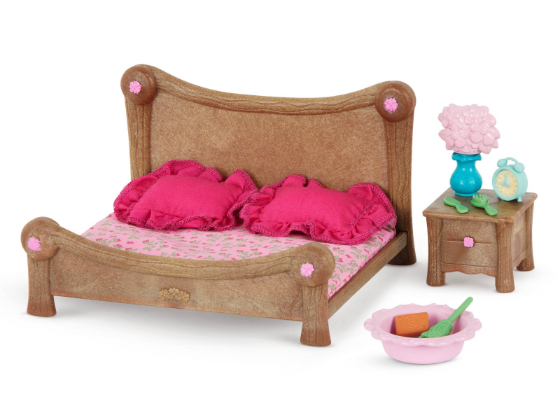 Sada nábytku do ložnice a jídelny