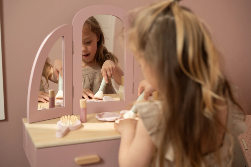 Toaletní stolek s židličkou dřevěný Pink