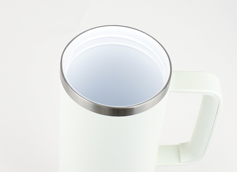 Termohrnek 800 ml Cream